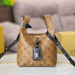 LV 25S 아틀란티스 BB 17 카라멜 베이지 모노그램 코팅 캔버스 블랙 가죽 트림